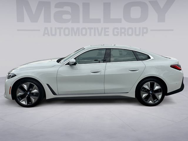 Used 2025 BMW i4 xDrive40i w/ Premium Package AWD/4WD image 2