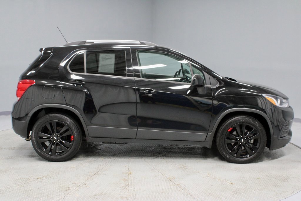 Used 2020 Chevrolet Trax LT w/ Redline Edition image 6