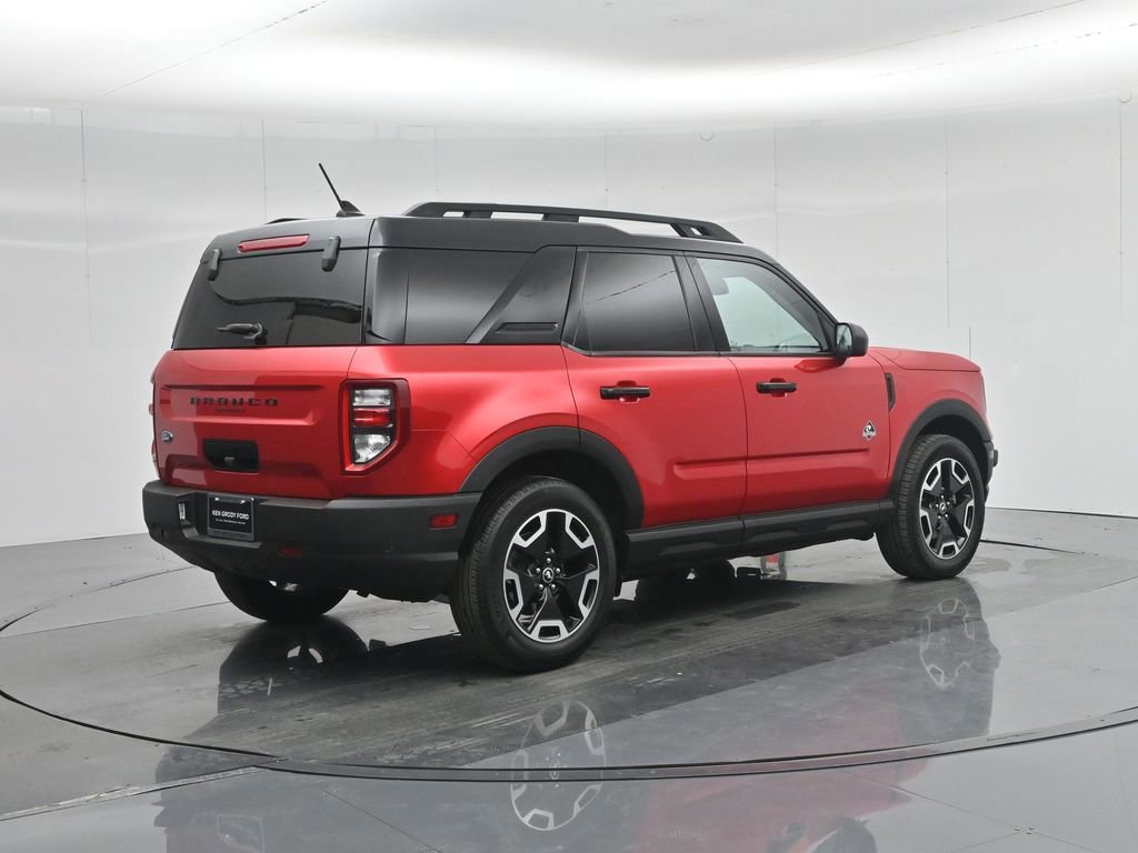 Certified 2023 Ford Bronco Sport Outer Banks w/ Tech Package image 5