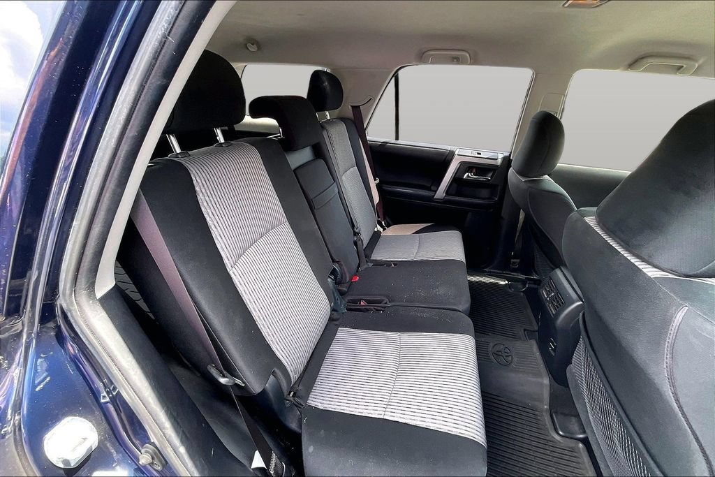 Used 2018 Toyota 4Runner SR5 w/ Wilderness Package AWD/4WD image 27