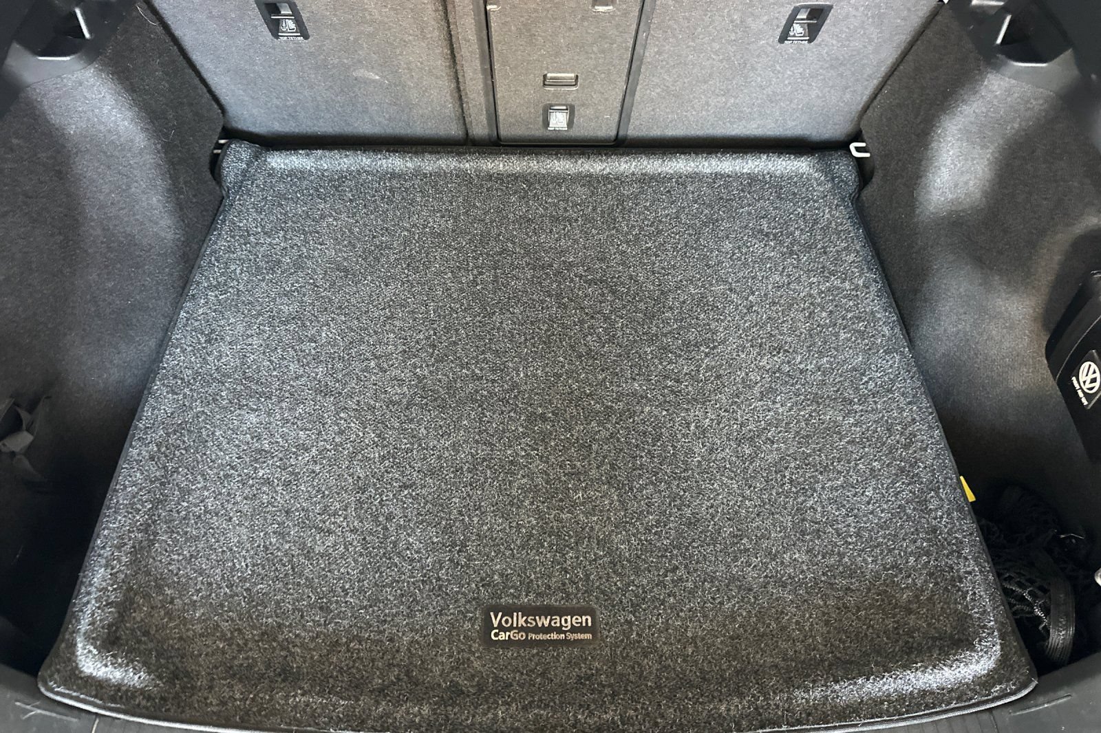 Used 2021 Volkswagen ID.4 Pro S w/ Gradient Package RWD image 17