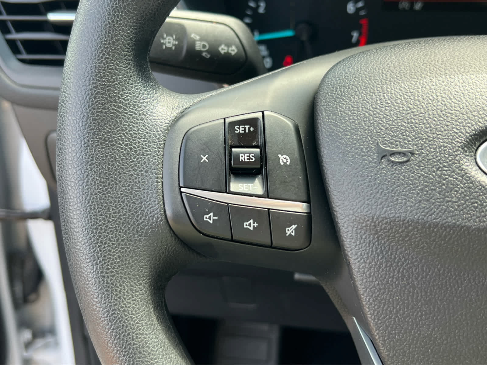Certified 2022 Ford Escape SE AWD/4WD image 32