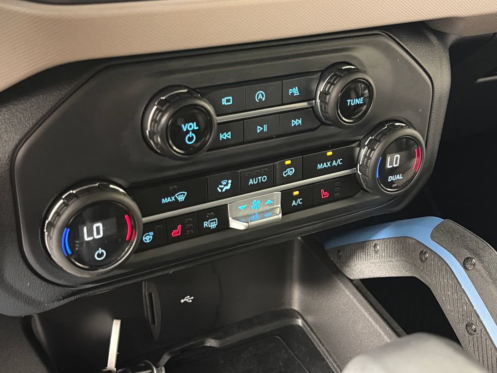 Certified 2023 Ford Bronco Wildtrak AWD/4WD image 21
