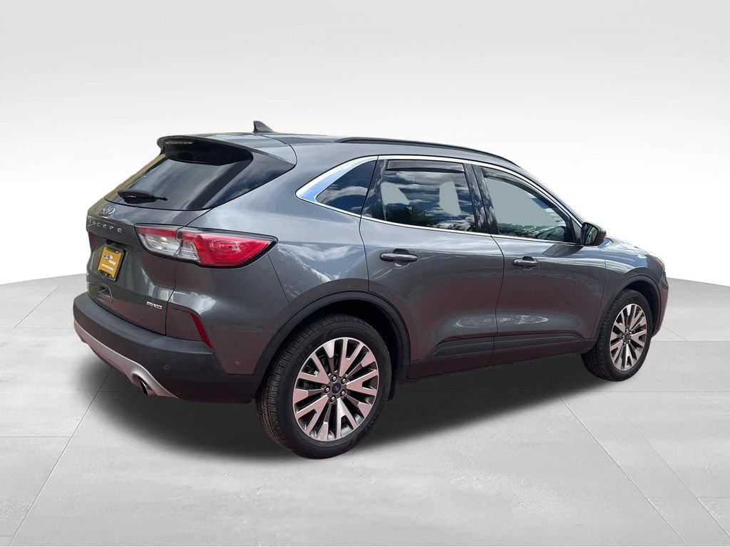 Certified 2021 Ford Escape Titanium AWD/4WD image 10
