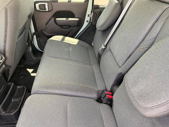 Used 2024 Jeep Wrangler Unlimited AWD/4WD image 11