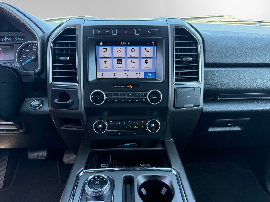 Certified 2019 Ford Expedition XLT w/ Equipment Group 201A AWD/4WD image 11