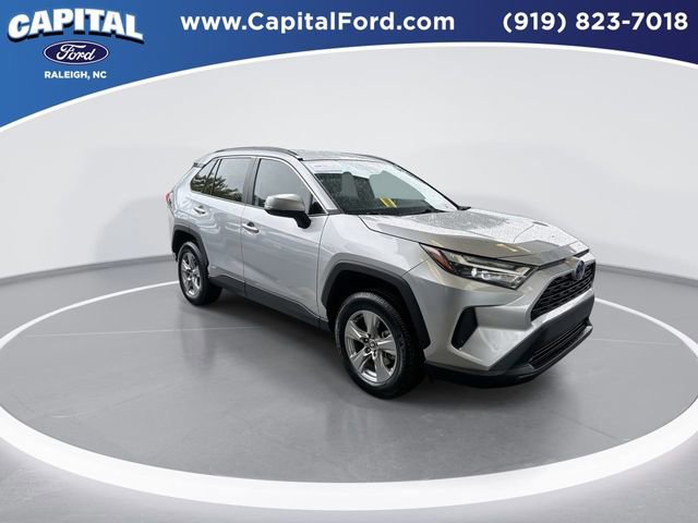 Used 2023 Toyota RAV4 XLE image 8
