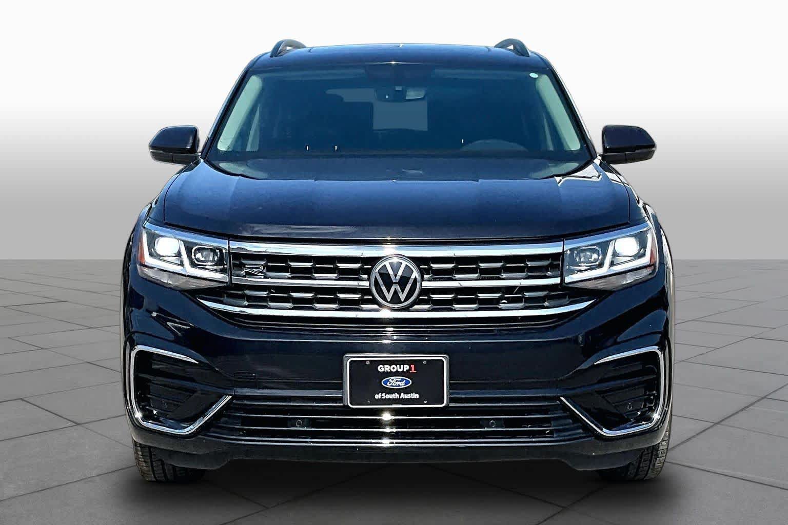 Used 2021 Volkswagen Atlas SE w/ Panoramic Sunroof Package FWD image 4