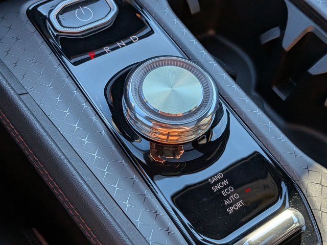 Used 2024 Jeep Wagoneer Launch Edition AWD/4WD image 18