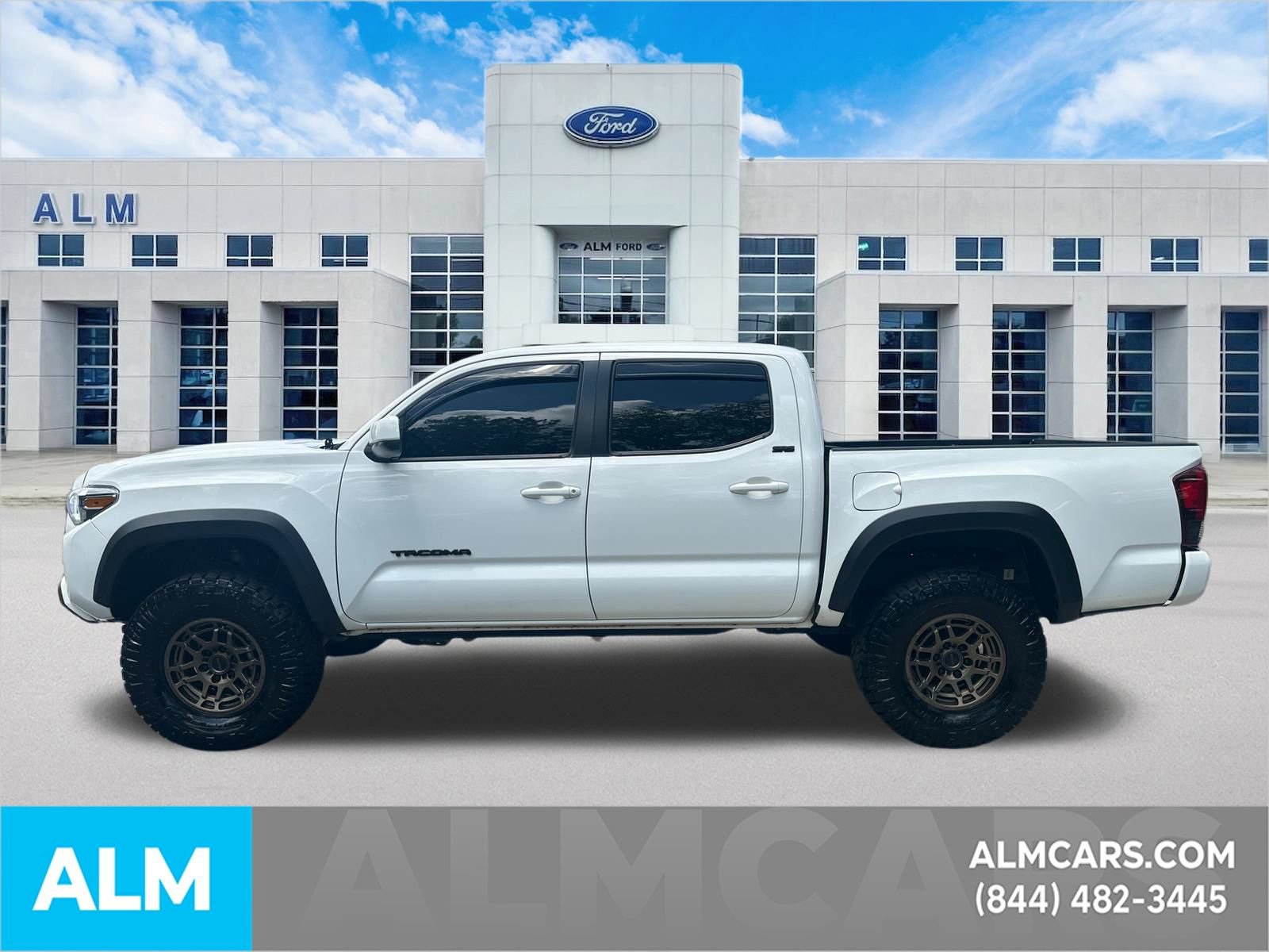 Used 2023 Toyota Tacoma 4x4 Double Cab w/ Trail Edition image 9
