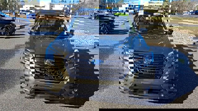 Used 2024 Subaru Forester Premium image 3