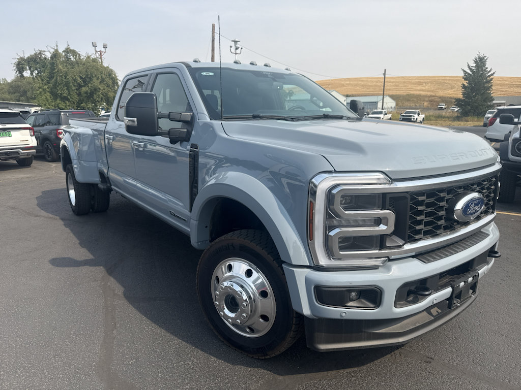 Certified 2026 Ford F450 Platinum AWD/4WD image 4
