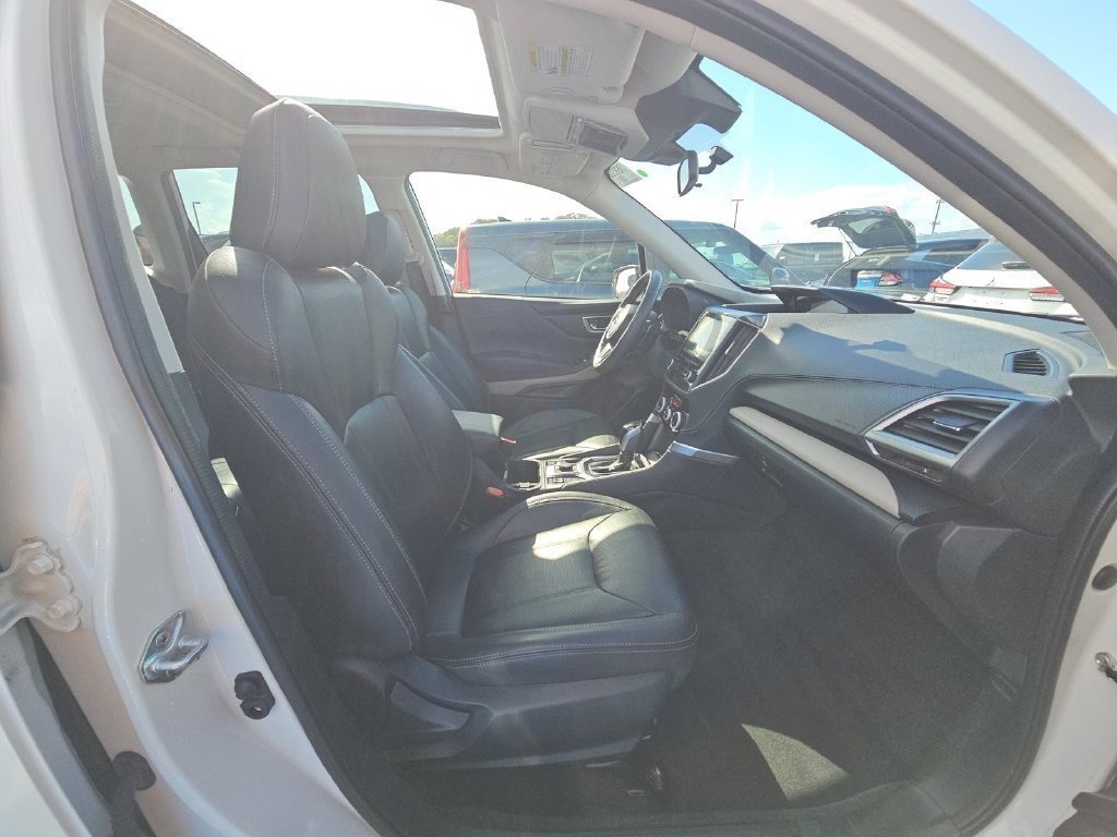 Used 2023 Subaru Forester Limited AWD/4WD image 6