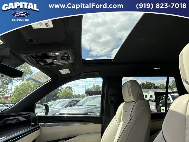 Used 2026 Cadillac Escalade Sport w/ LPO, ONYX Package RWD image 22