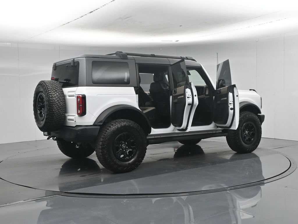 Certified 2022 Ford Bronco Wildtrak AWD/4WD image 6