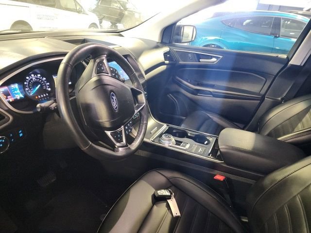 Certified 2020 Ford Edge SEL w/ Convenience Package FWD image 3