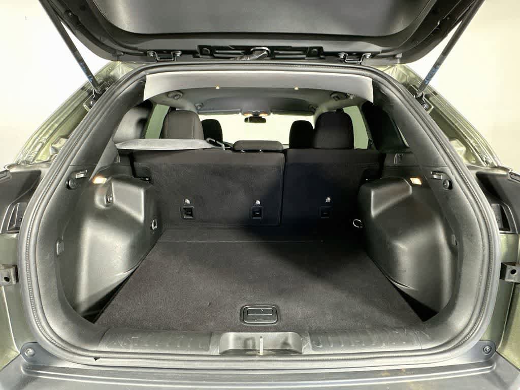 Used 2019 Jeep Cherokee Latitude w/ Popular Appearance Group FWD image 20