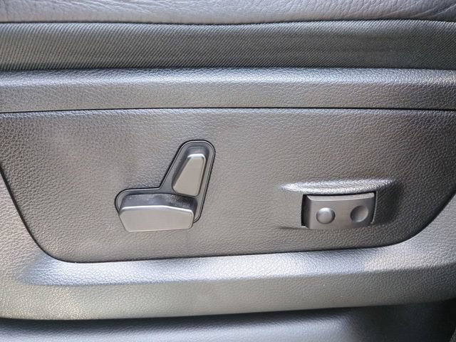 Used 2025 RAM 3500 Limited AWD/4WD image 22