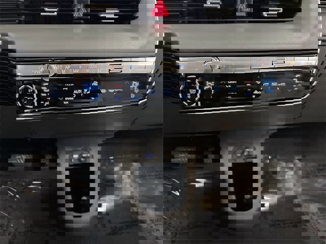 Used 2023 Hyundai Ioniq 5 SEL image 11