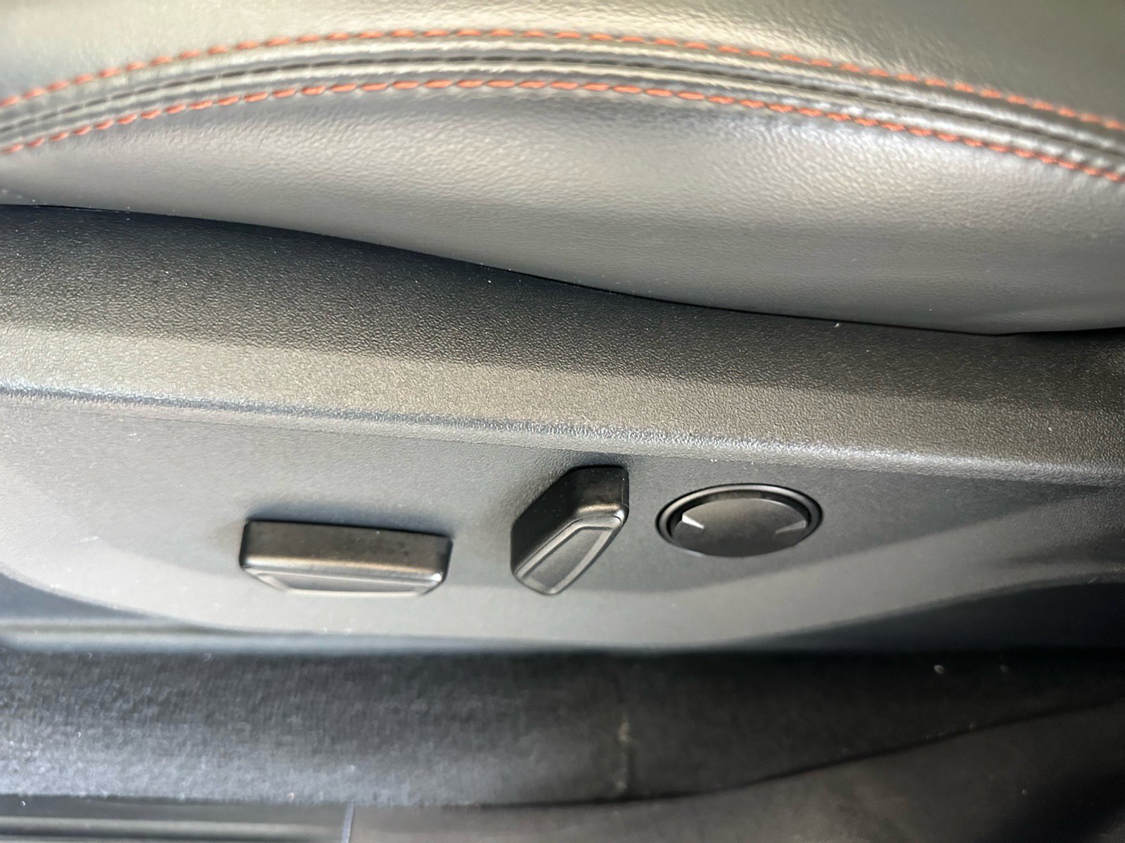 Certified 2025 Ford Expedition Max Active image 32