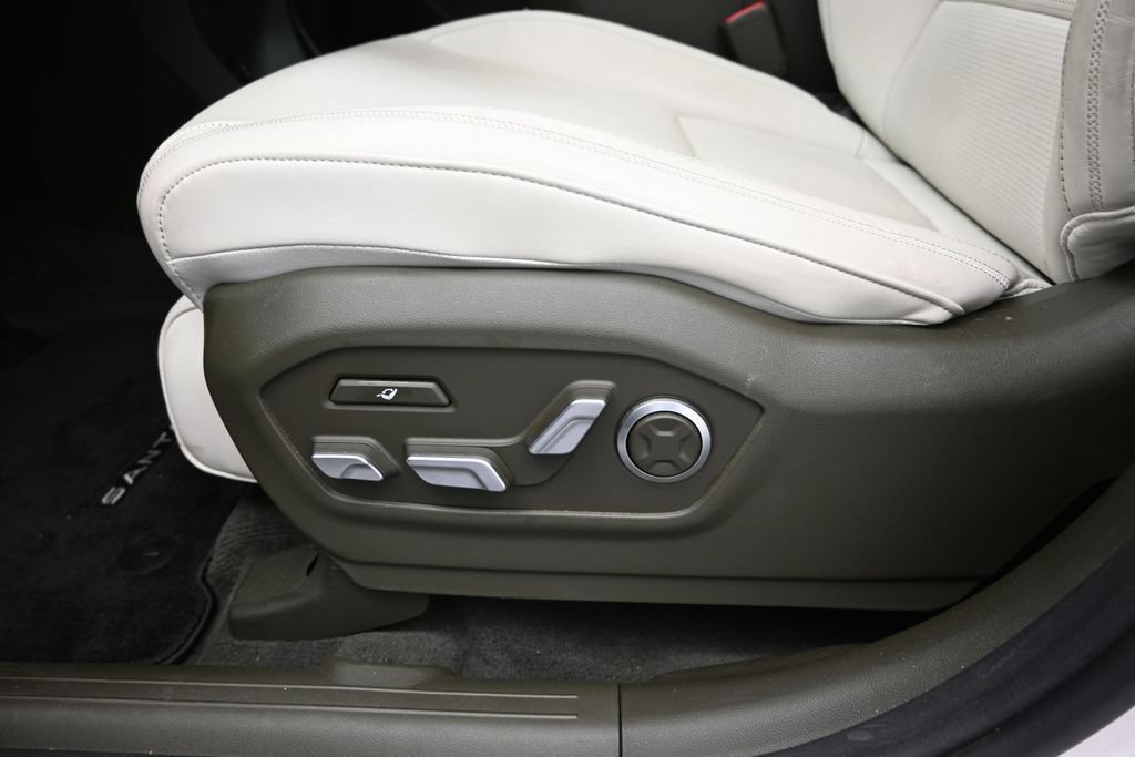 Used 2024 Hyundai Santa Fe Calligraphy FWD image 19