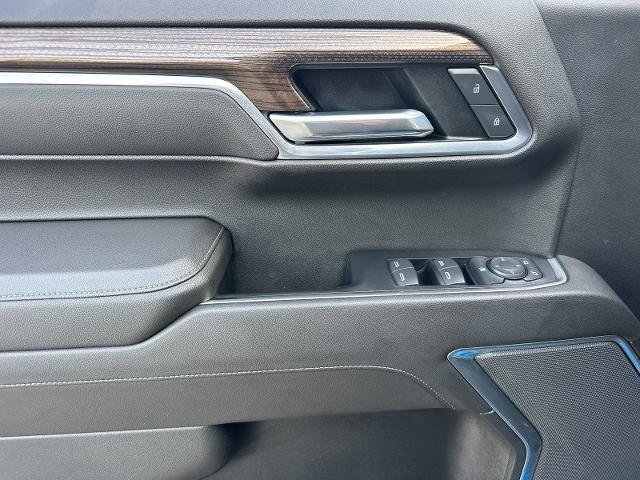 Used 2022 Chevrolet Silverado 1500 RST image 10