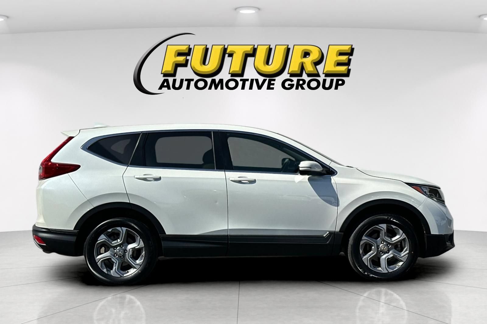 Used 2018 Honda CR-V EX-L image 2