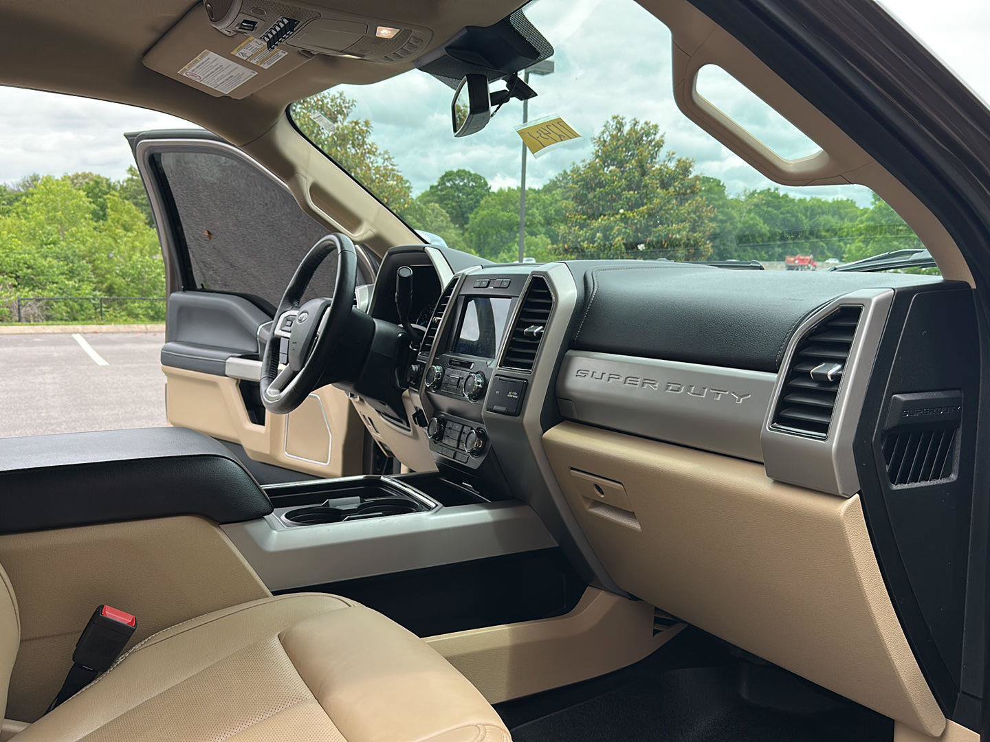 Certified 2021 Ford F250 Lariat w/ Lariat Ultimate Package AWD/4WD image 32