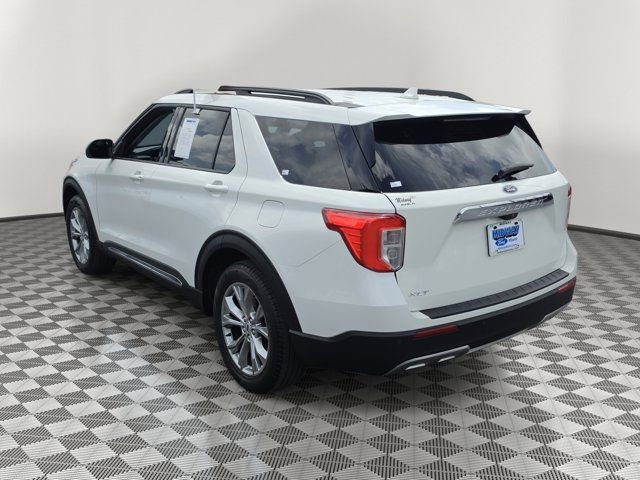 Certified 2023 Ford Explorer XLT w/ Equipment Group 202A RWD image 4