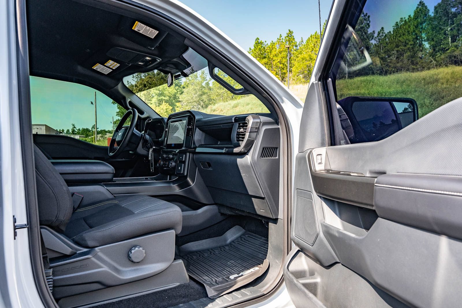 Certified 2025 Ford F150 STX w/ STX Black Appearance Package AWD/4WD image 13