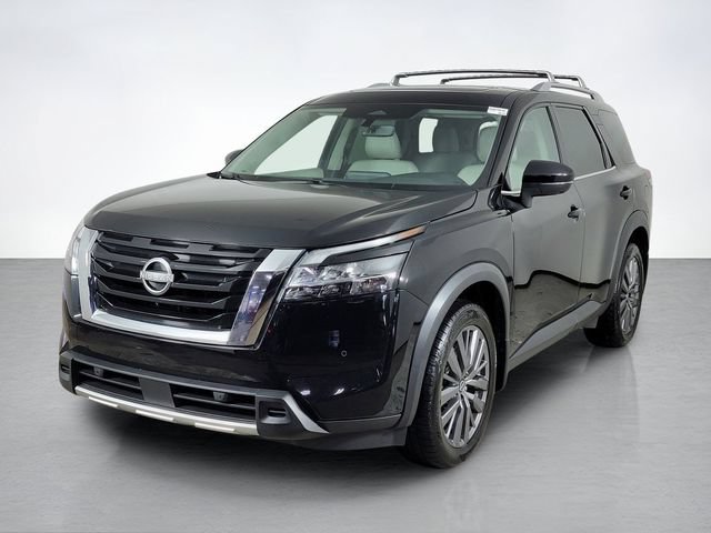 Used 2023 Nissan Pathfinder SL w/ SL Premium Package AWD/4WD image 5