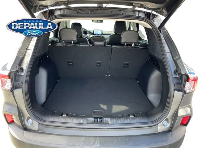 Certified 2022 Ford Escape Titanium w/ Class II Trailer Tow Package image 9
