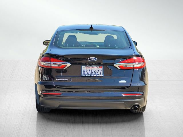 Certified 2020 Ford Fusion SE image 4
