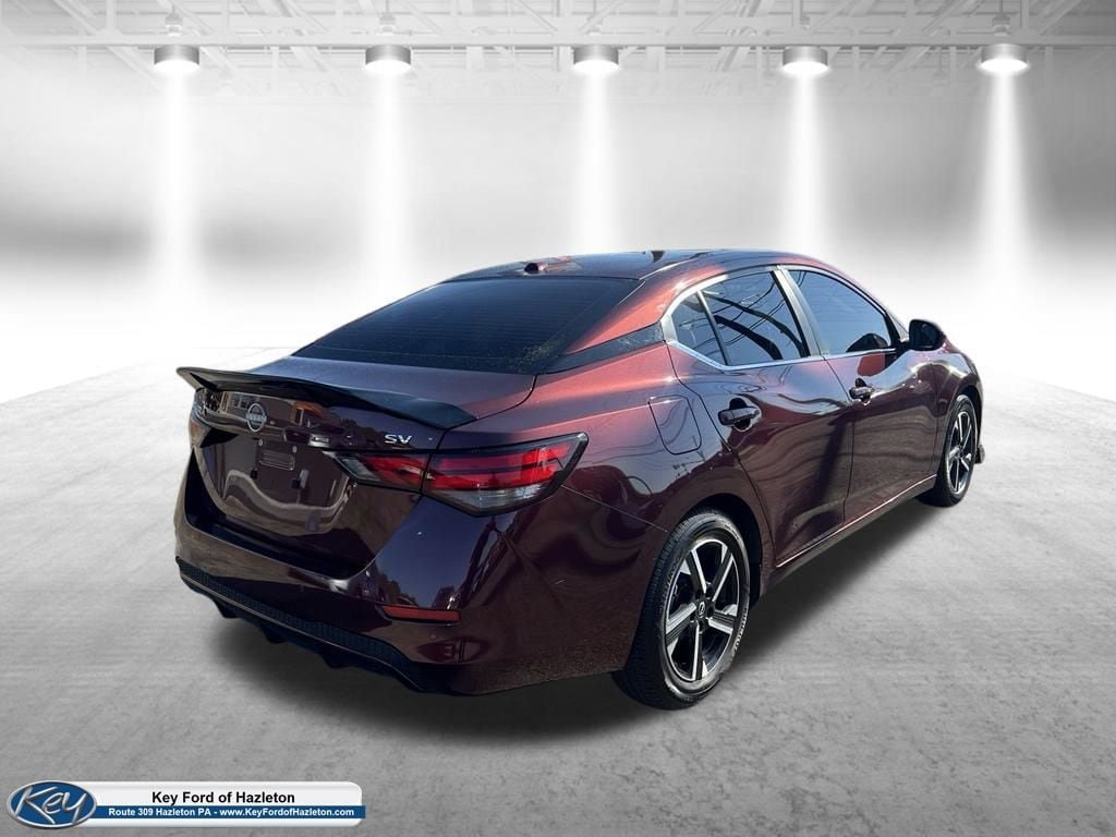 Used 2024 Nissan Sentra SV FWD image 10