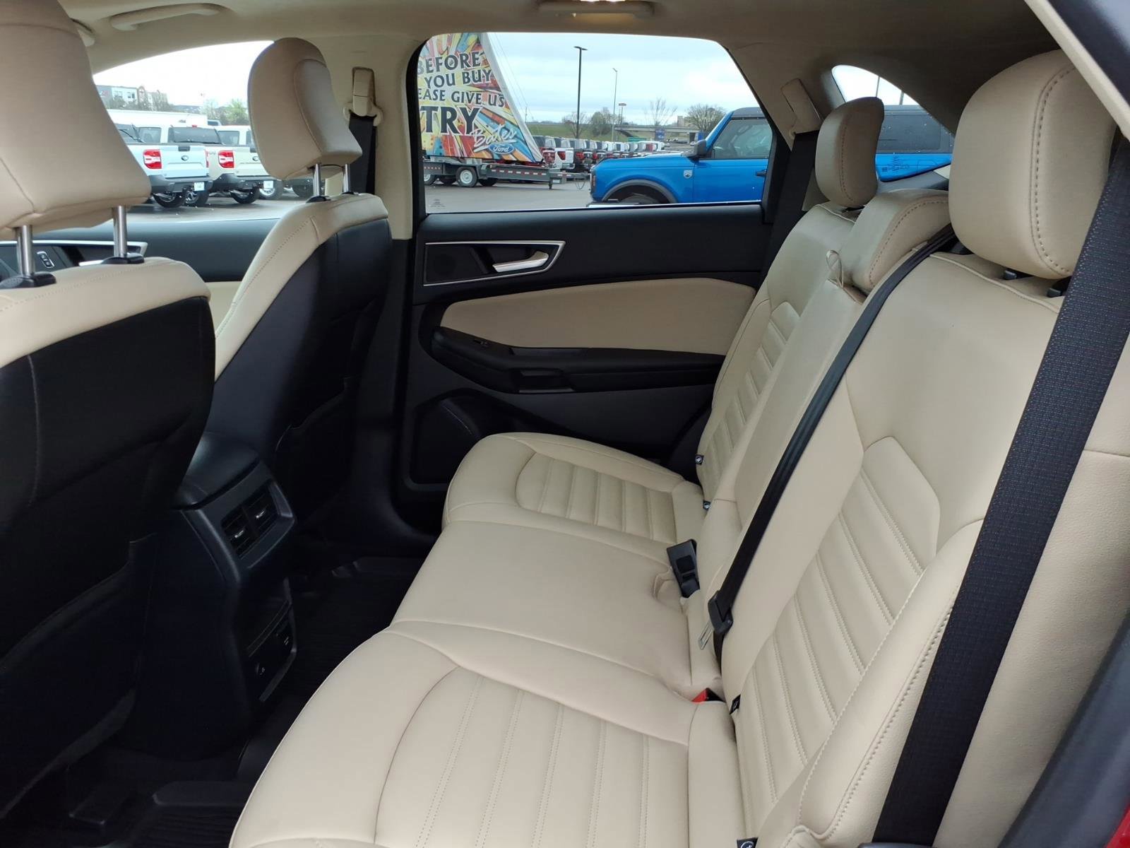 Certified 2023 Ford Edge SEL w/ Convenience Package image 13