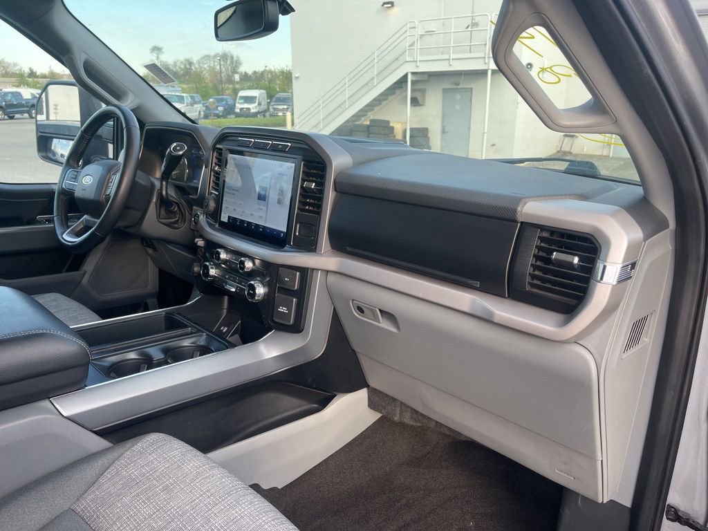 Certified 2022 Ford F150 XLT w/ Equipment Group 302A High image 16