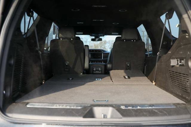 Used 2022 GMC Yukon XL Denali image 21