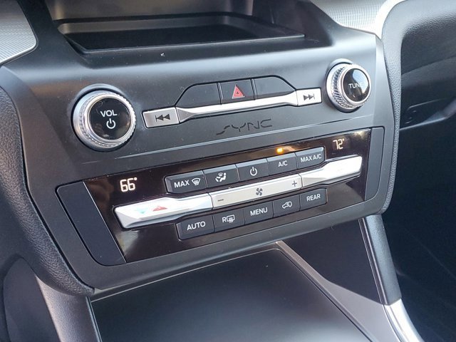 Certified 2020 Ford Explorer XLT w/ Equipment Group 202A image 27