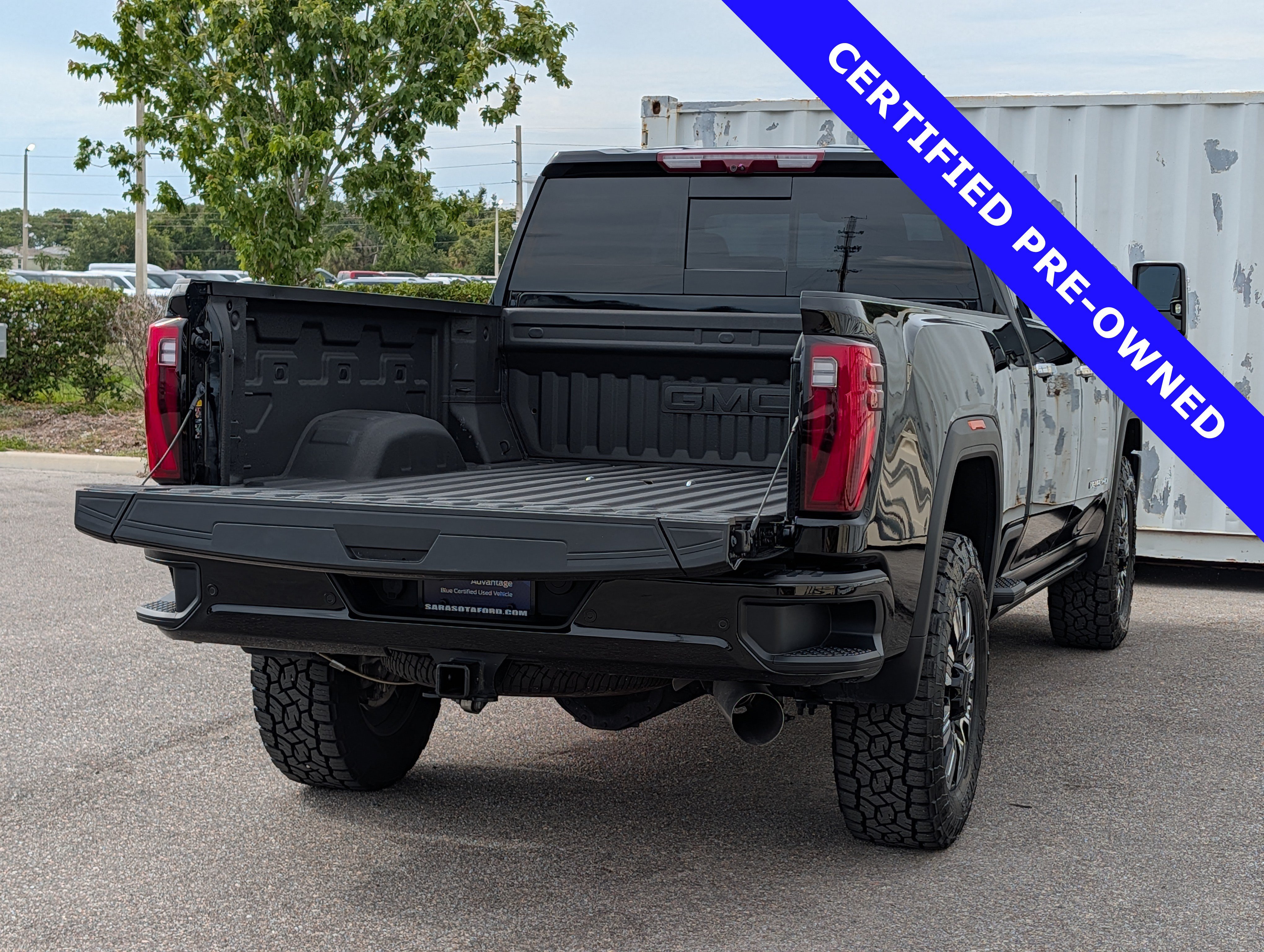 Used 2025 GMC Sierra 3500 Denali w/ Denali Reserve Package AWD/4WD image 13