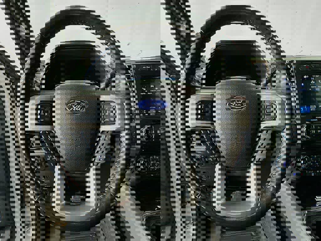 Certified 2018 Ford F350 Platinum w/ Platinum Ultimate Package image 16