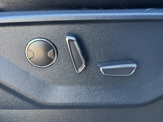 Certified 2021 Ford F150 XLT w/ Equipment Group 302A High image 24