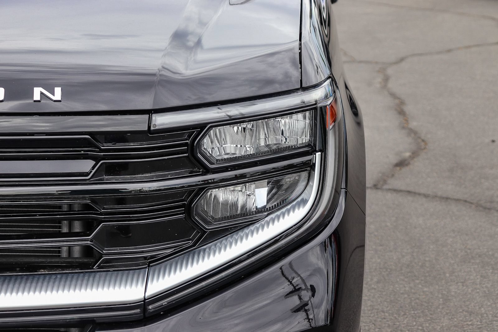 Certified 2025 Ford Expedition Platinum AWD/4WD image 10