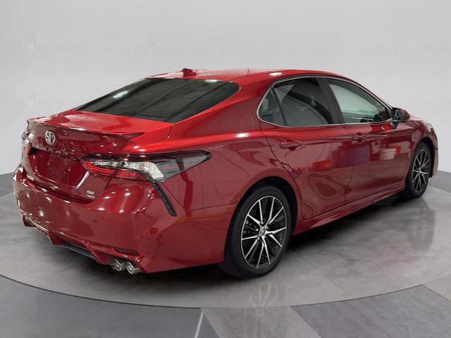 Used 2024 Toyota Camry SE image 5
