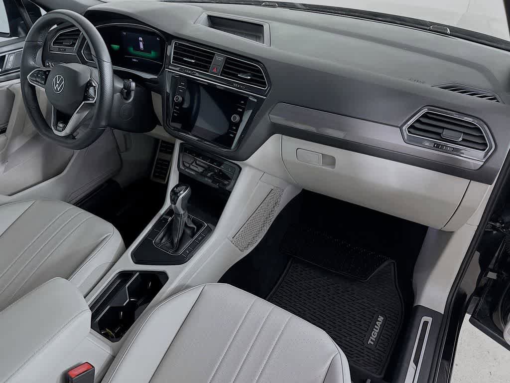 Used 2022 Volkswagen Tiguan SE R-Line FWD image 33