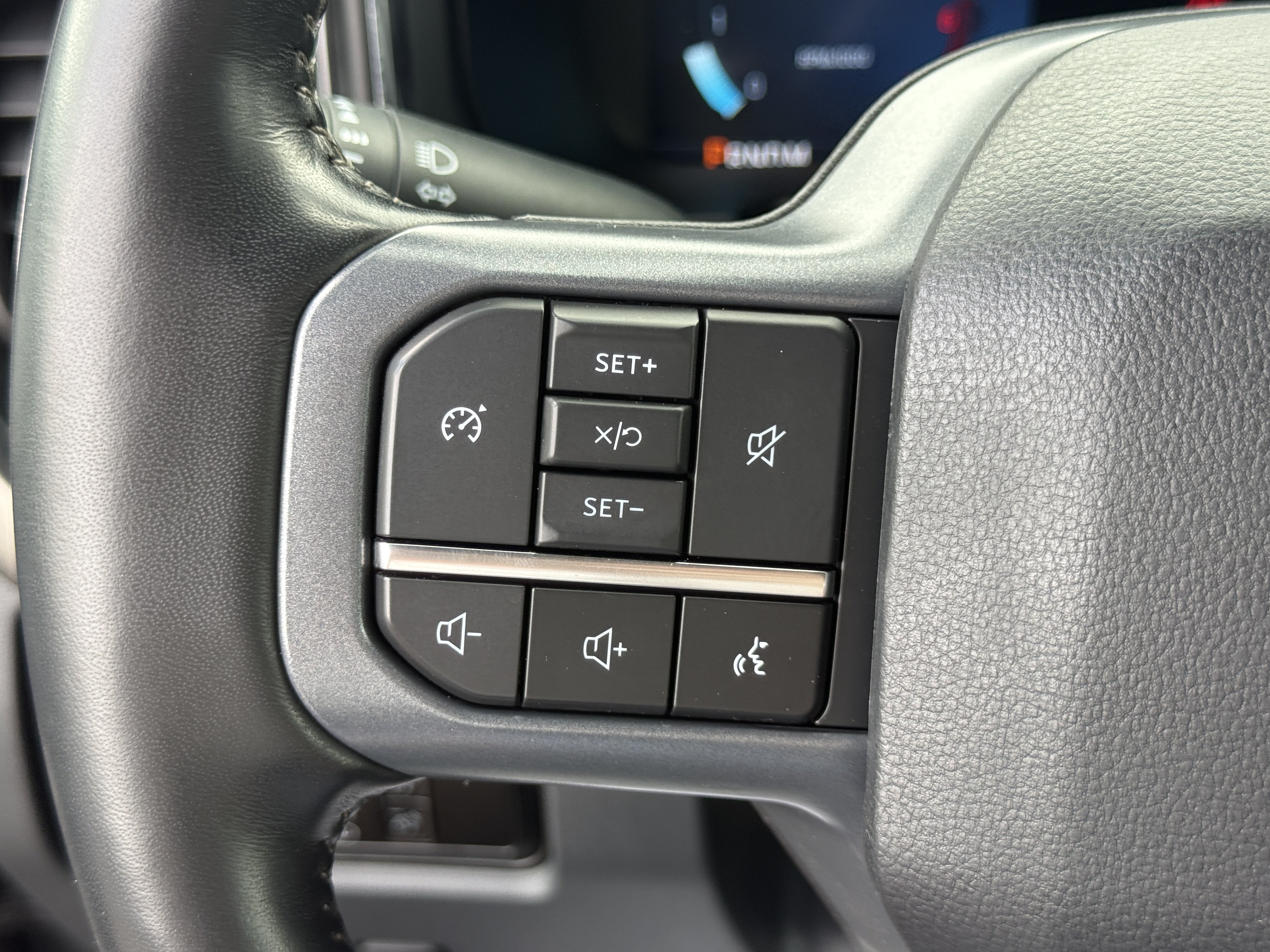 Certified 2023 Ford F250 Lariat w/ Sport Appearance Package AWD/4WD image 25