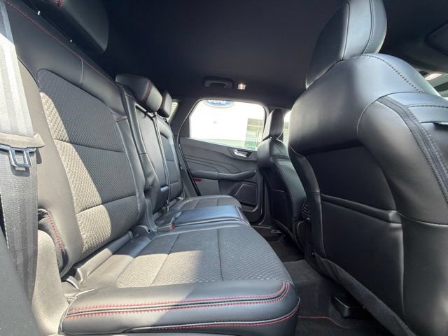 Certified 2023 Ford Escape ST-Line w/ Tech Pack #1 FWD image 33