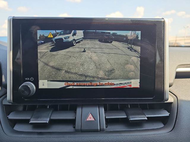 Used 2025 Toyota RAV4 XLE FWD image 22