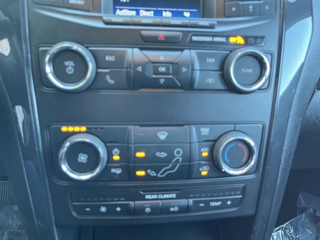 Certified 2018 Ford Explorer XLT image 28