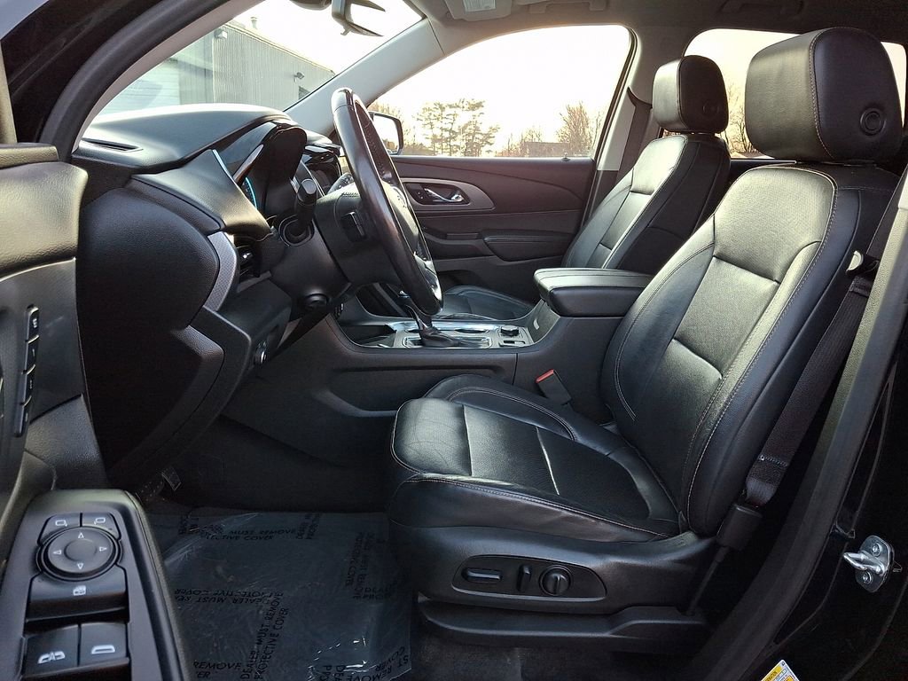 Used 2020 Chevrolet Traverse Premier w/ Redline Edition image 14