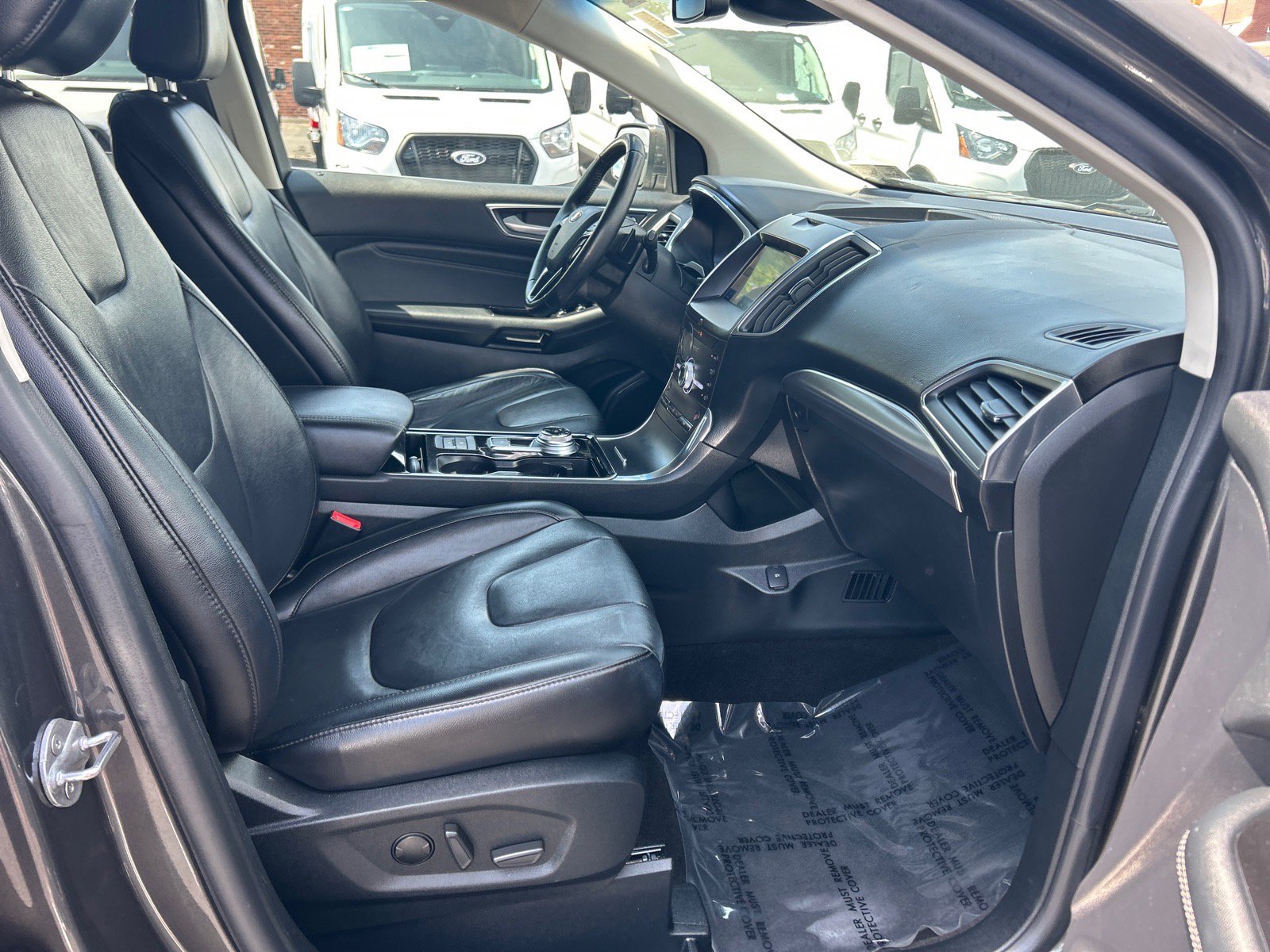Certified 2020 Ford Edge Titanium AWD/4WD image 18